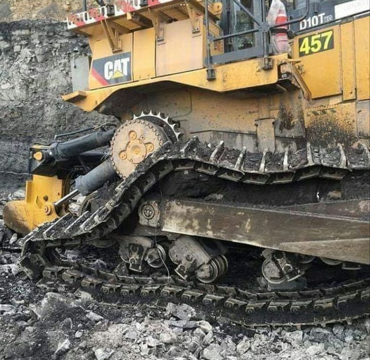 Line boring excavator boom